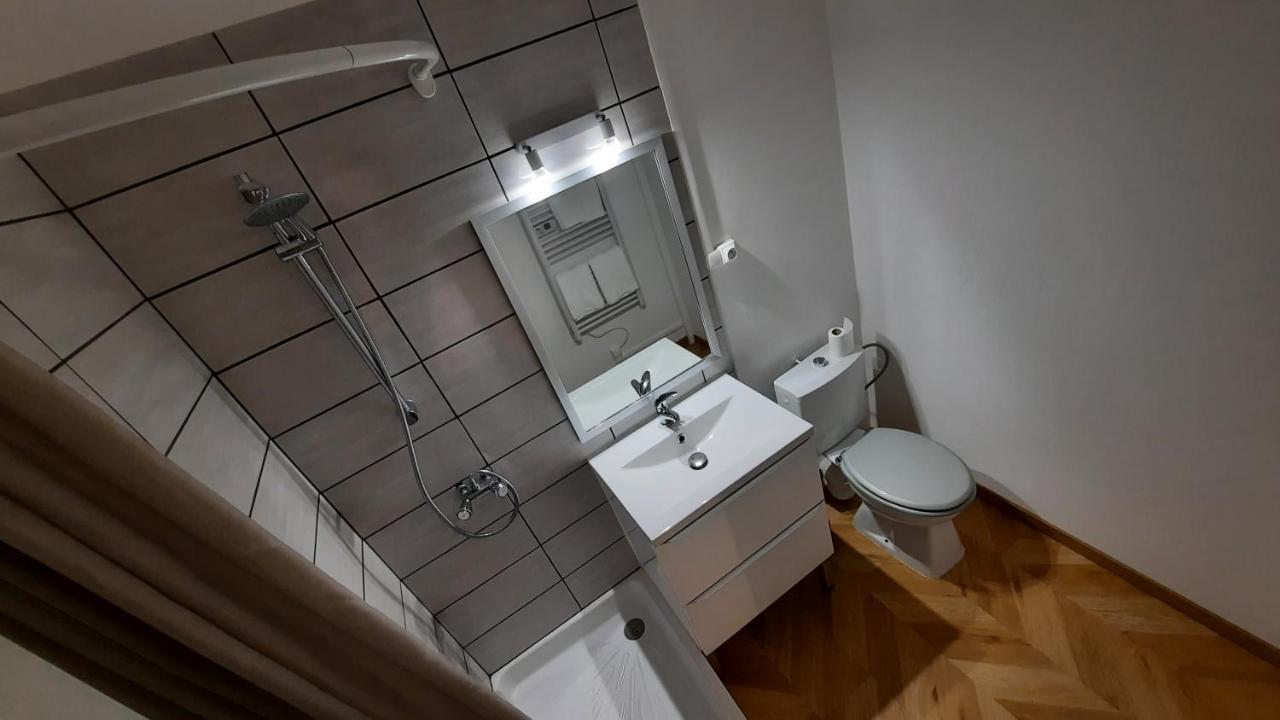 Suite 3 Pieces Chambre+Cuisine+Sdb Centre Ville Privas Dış mekan fotoğraf